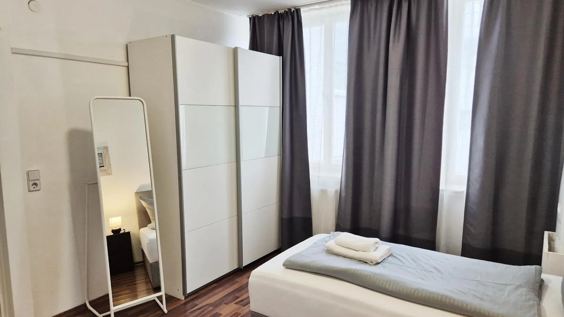 New City Center Stays 1 München